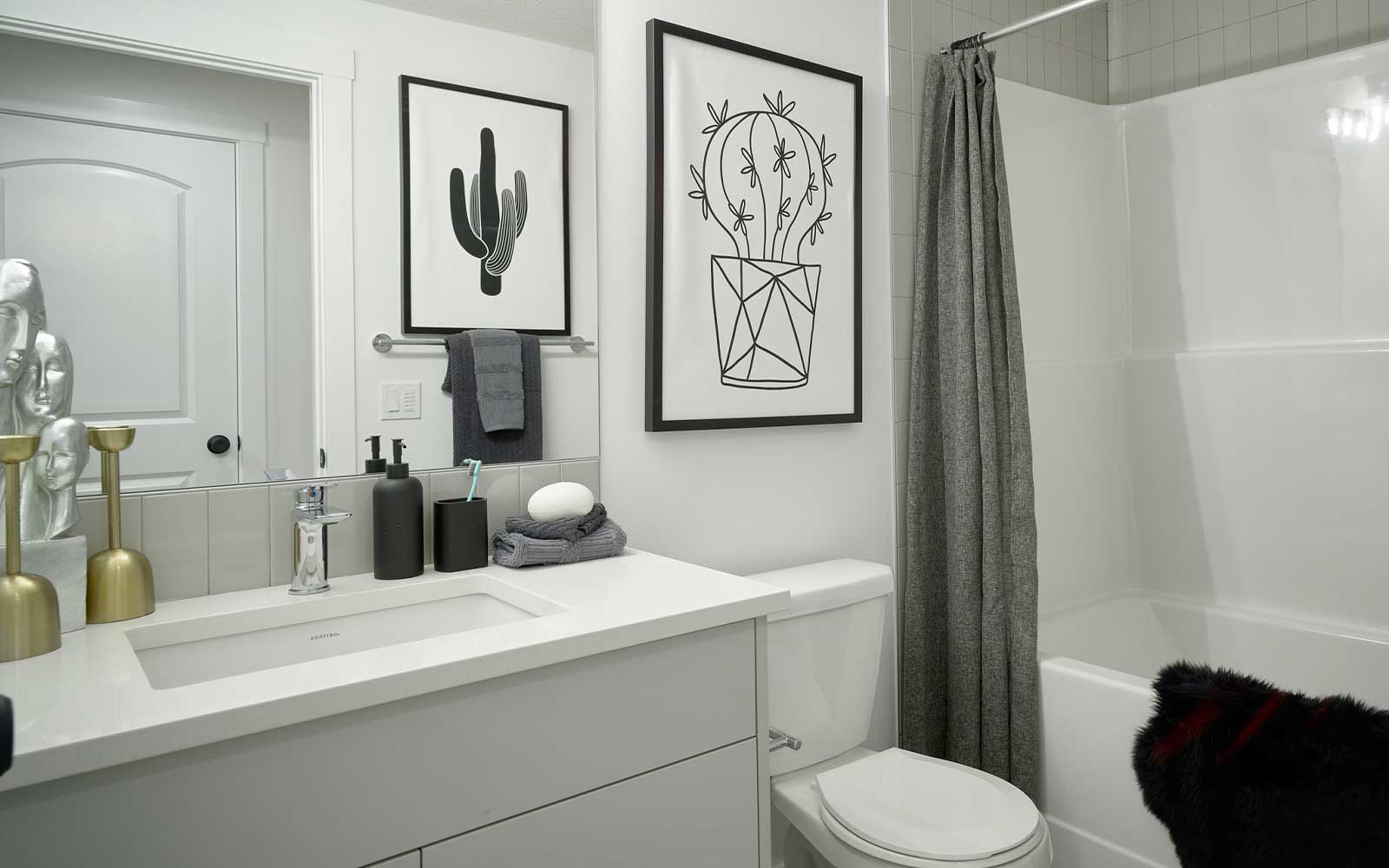 Brookfield Duplex Oak Basement Suite Bathroom