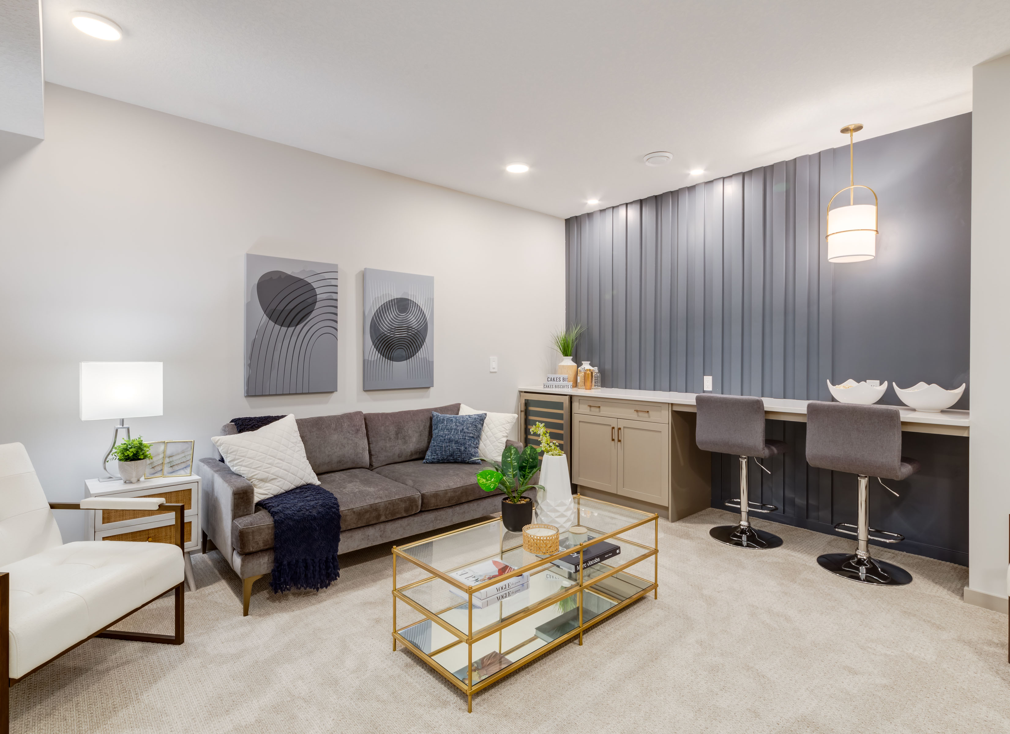 Sasha Basement Starling